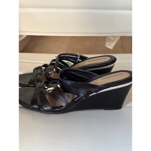 Solesenseability Black Strappy Wedge Sandals Women's Size 8